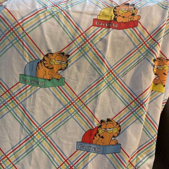 Vtg 1978 Garfield twin bed sheets - Picture 2 of 3